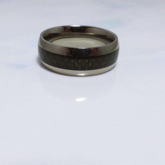 Fantastic Design by WC - Titanium With Carbon Fiber Inlay Size 10 Band/Ring - Picture 1 of 3